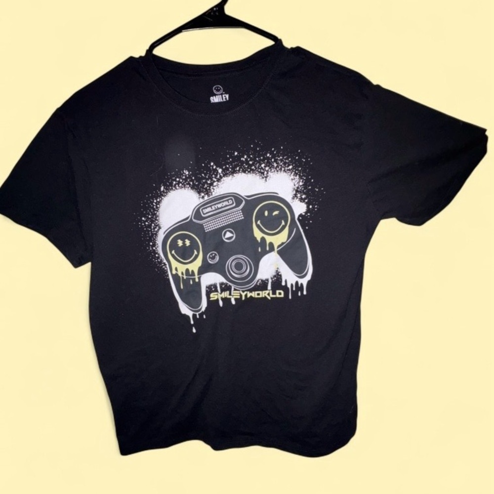 SmileyWorld Game On Graphic Tee Boys XL (14) Black Gamer Shirt